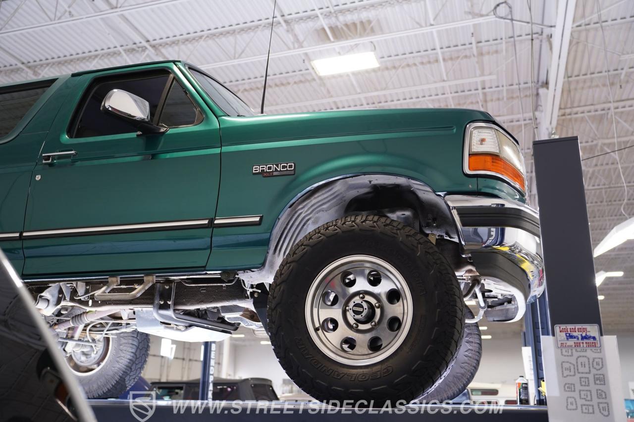 1996 Ford Bronco XLT 4X4