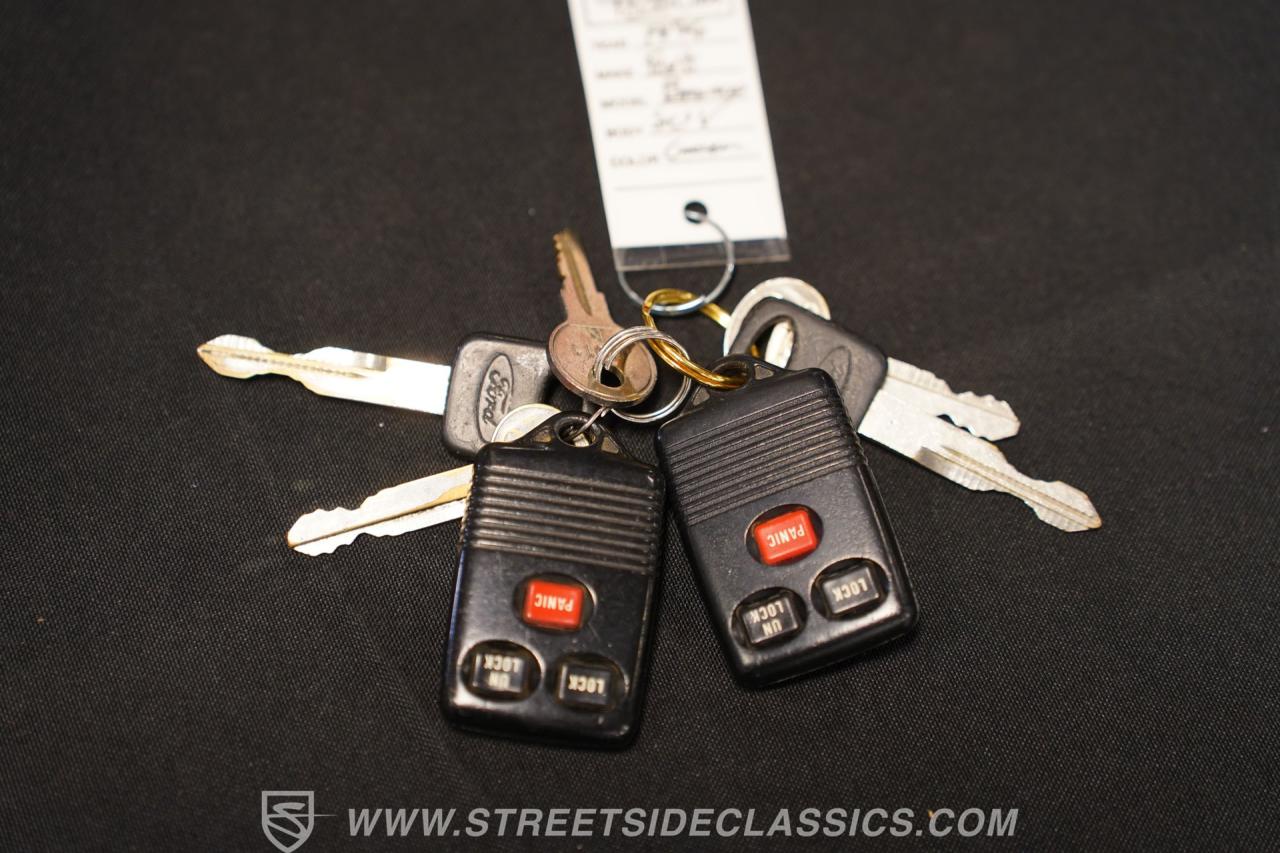 1996 Ford Bronco XLT 4X4