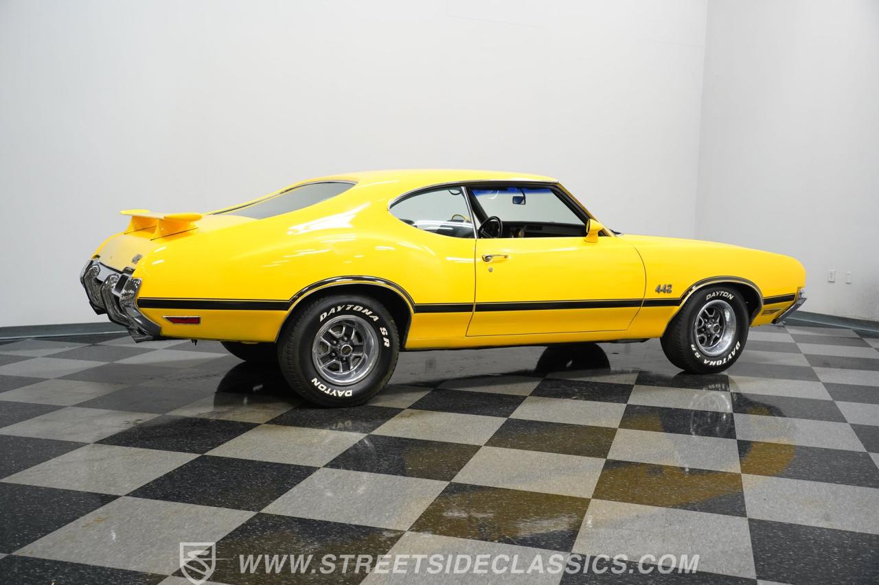 1972 Oldsmobile Cutlass 442 Tribute
