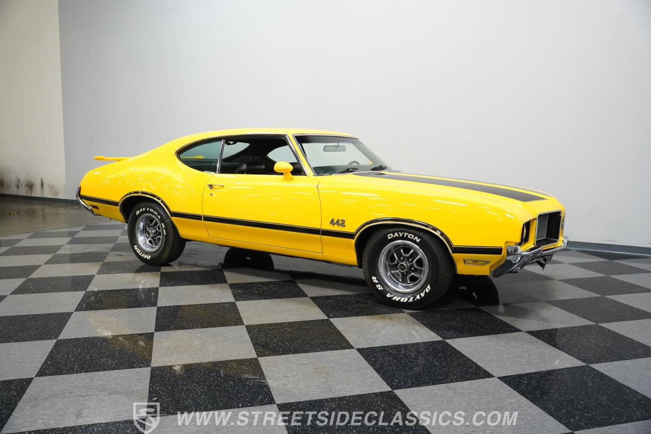 1972 Oldsmobile Cutlass 442 Tribute