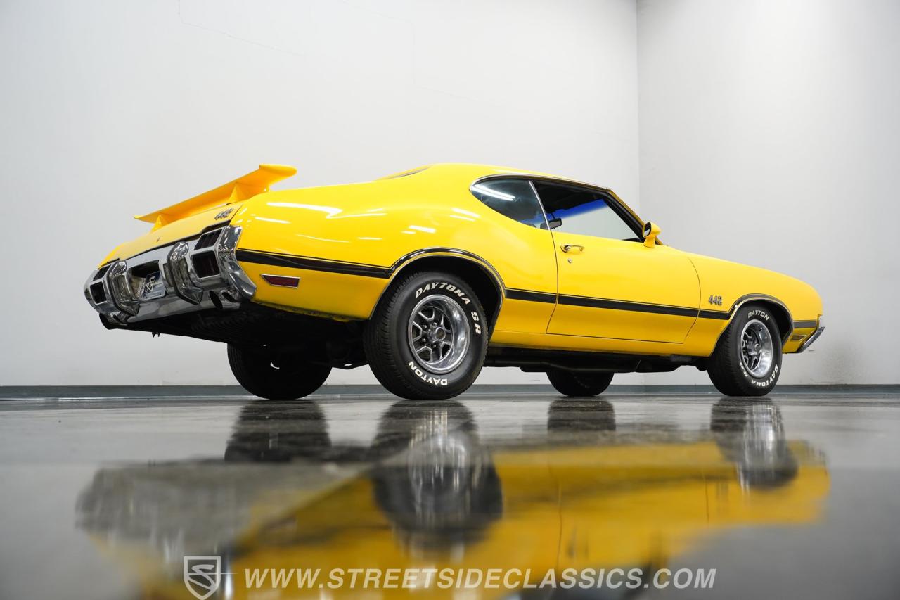 1972 Oldsmobile Cutlass 442 Tribute