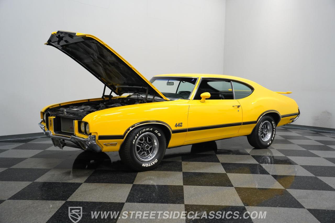 1972 Oldsmobile Cutlass 442 Tribute