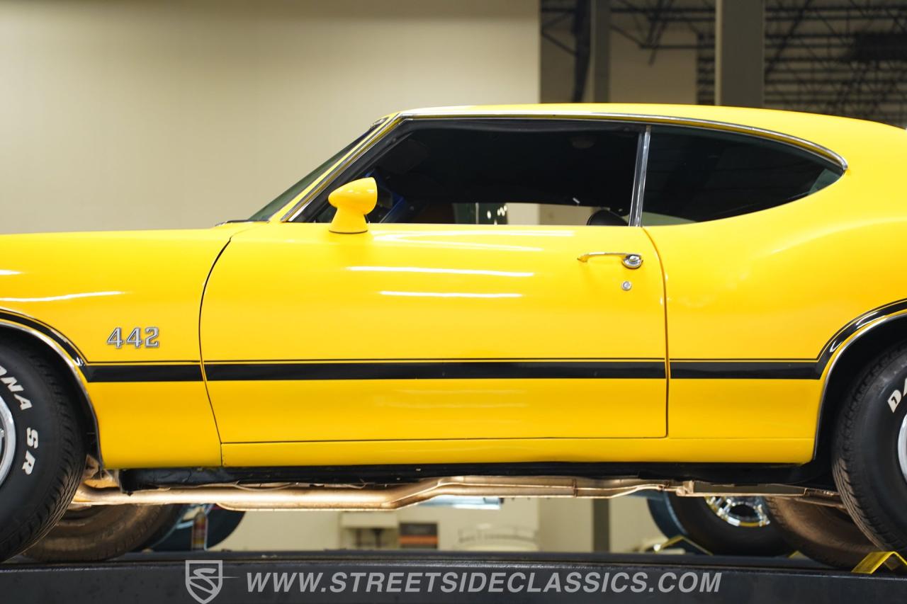 1972 Oldsmobile Cutlass 442 Tribute