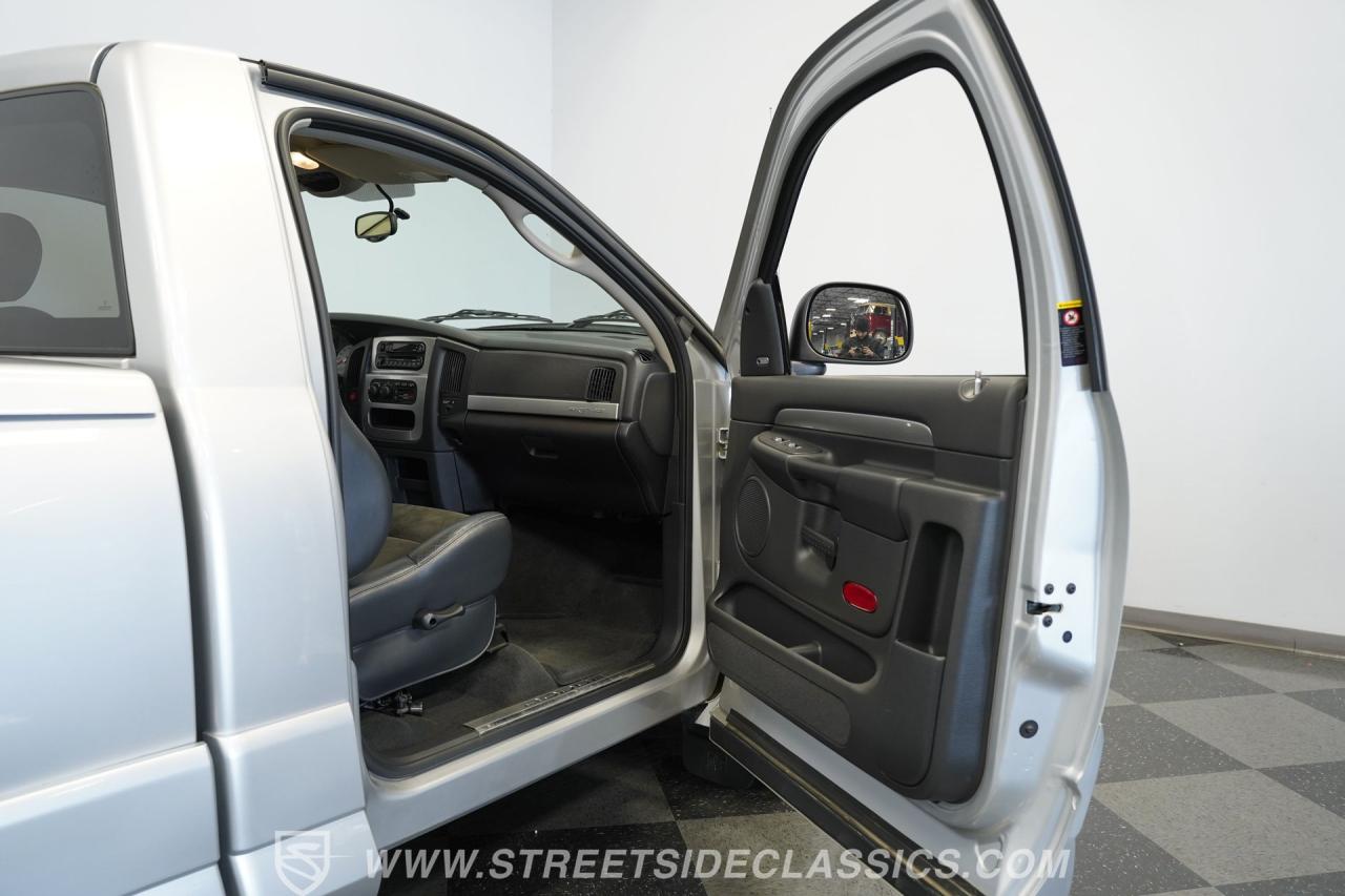 2004 Dodge Ram SRT-10