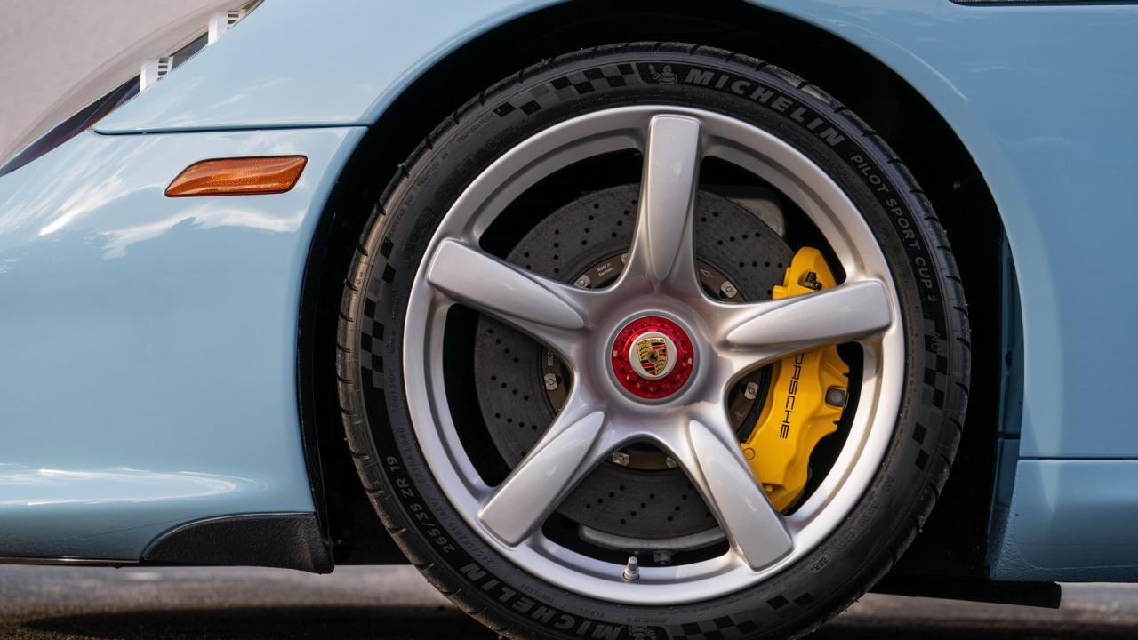 2005 Porsche Carrera GT