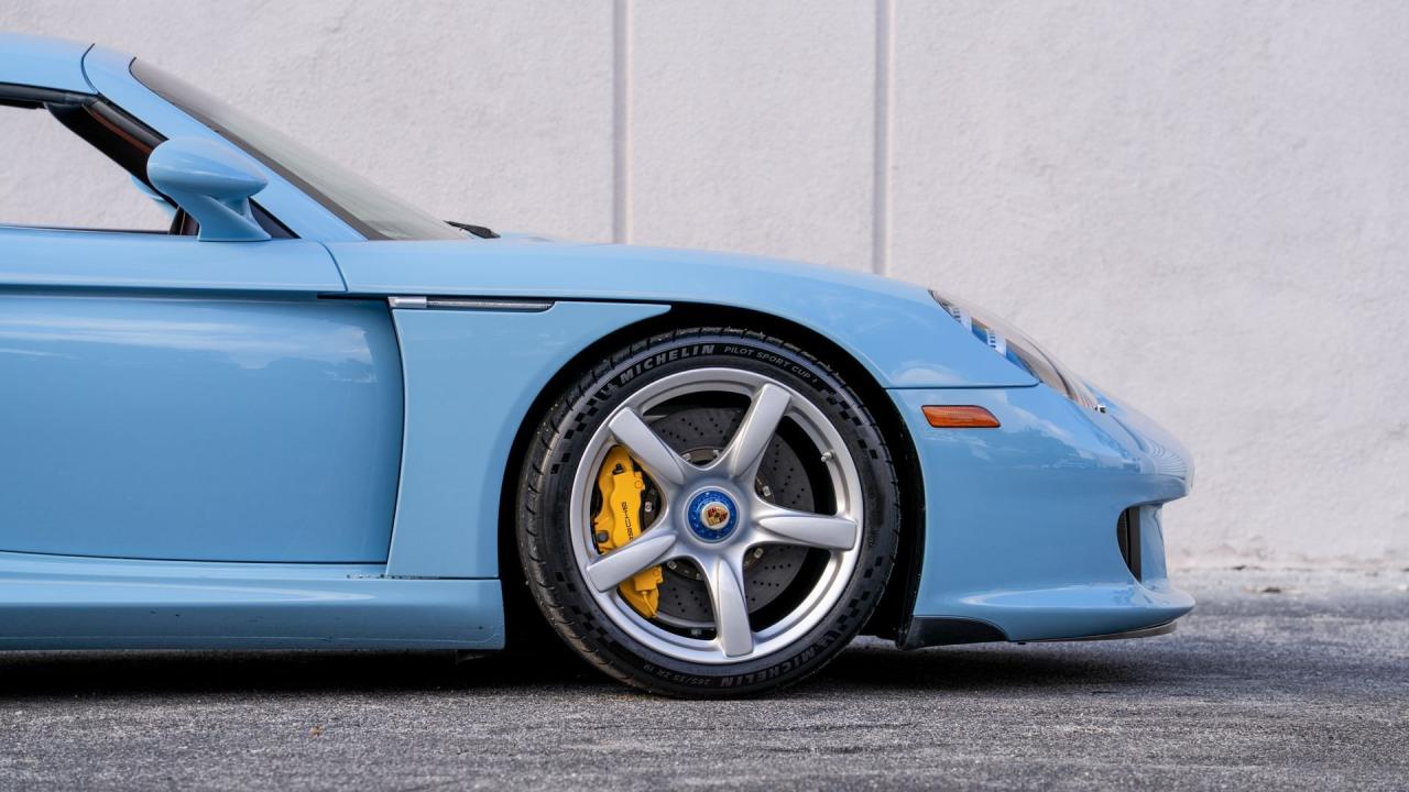 2005 Porsche Carrera GT