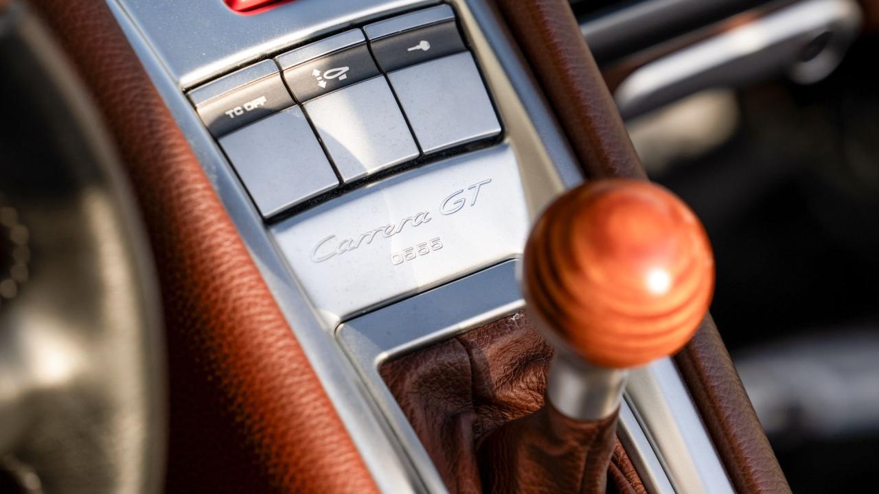 2005 Porsche Carrera GT