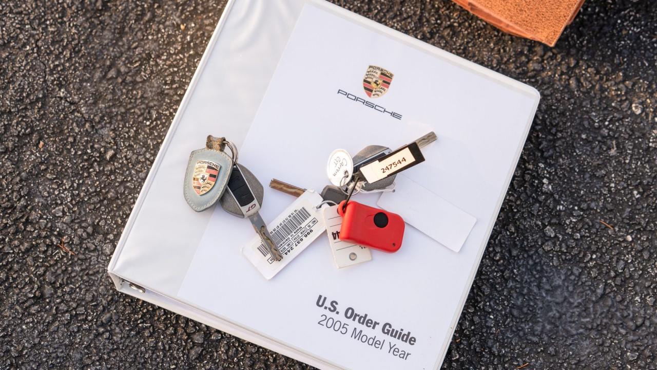 2005 Porsche Carrera GT