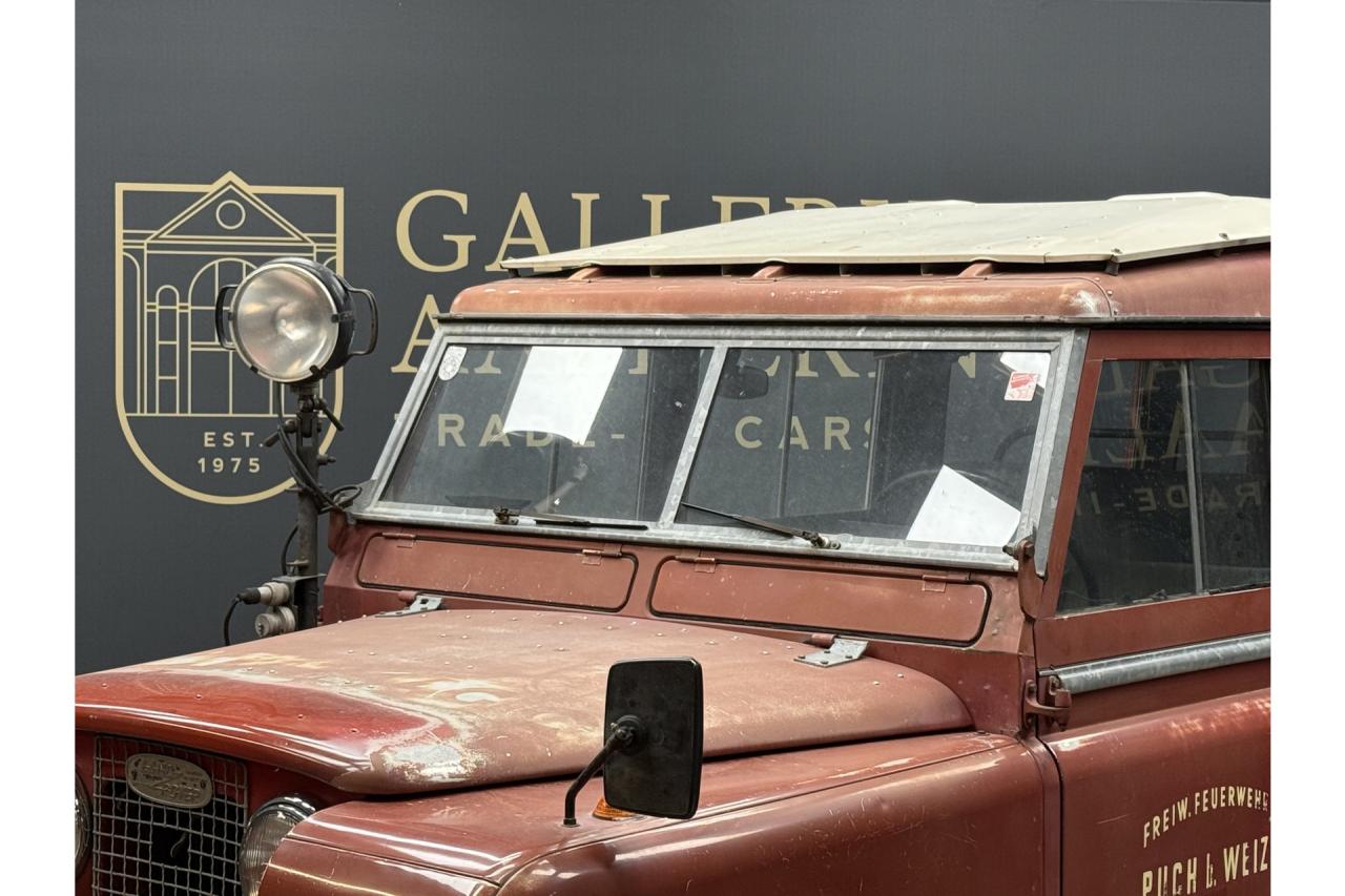1962 Land Rover 109 Series IIA &ldquo;Feuerwehr Mannschaftswagen&rdquo;
