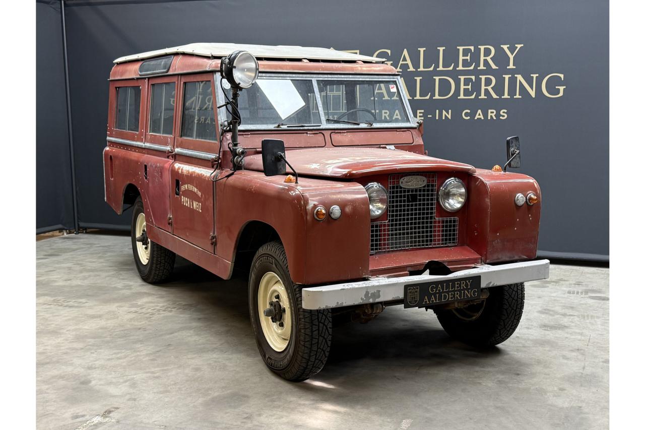 1962 Land Rover 109 Series IIA &ldquo;Feuerwehr Mannschaftswagen&rdquo;