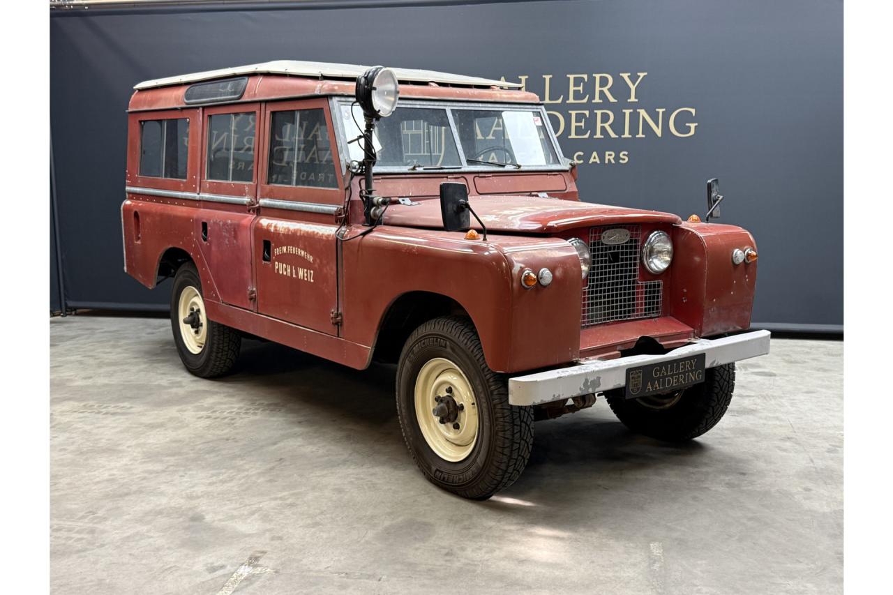 1962 Land Rover 109 Series IIA &ldquo;Feuerwehr Mannschaftswagen&rdquo;