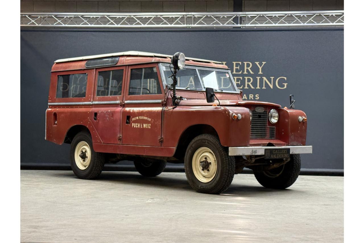 1962 Land Rover 109 Series IIA &ldquo;Feuerwehr Mannschaftswagen&rdquo;