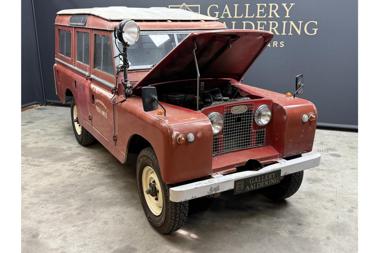 1962 Land Rover 109 Series IIA &ldquo;Feuerwehr Mannschaftswagen&rdquo;