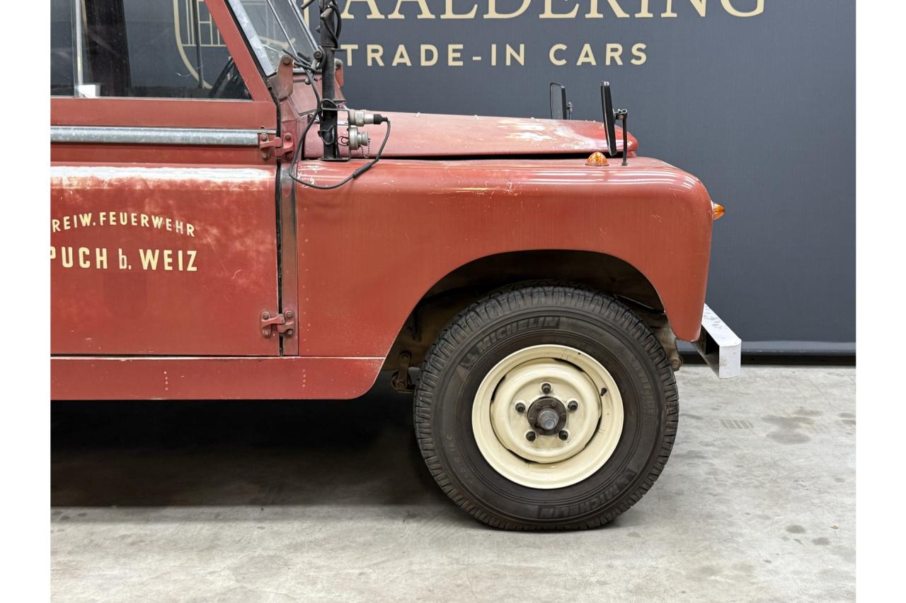 1962 Land Rover 109 Series IIA &ldquo;Feuerwehr Mannschaftswagen&rdquo;