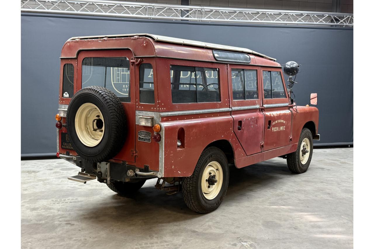 1962 Land Rover 109 Series IIA &ldquo;Feuerwehr Mannschaftswagen&rdquo;