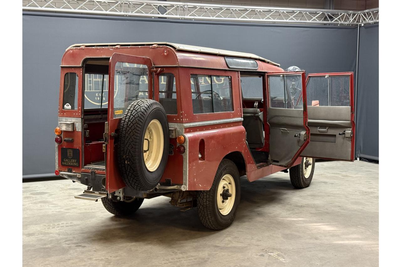 1962 Land Rover 109 Series IIA &ldquo;Feuerwehr Mannschaftswagen&rdquo;