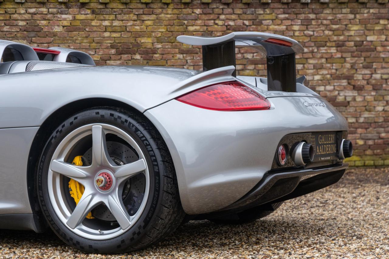 2005 Porsche Carrera GT &ldquo;The road-going race car&rdquo;