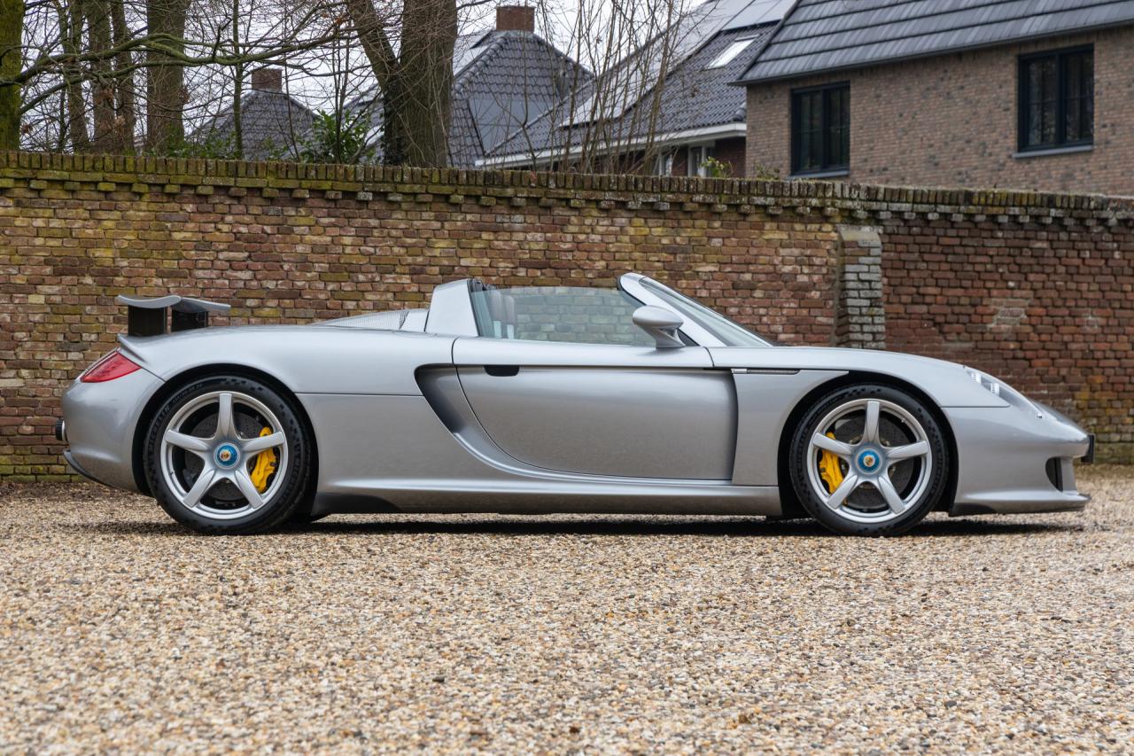 2005 Porsche Carrera GT &ldquo;The road-going race car&rdquo;