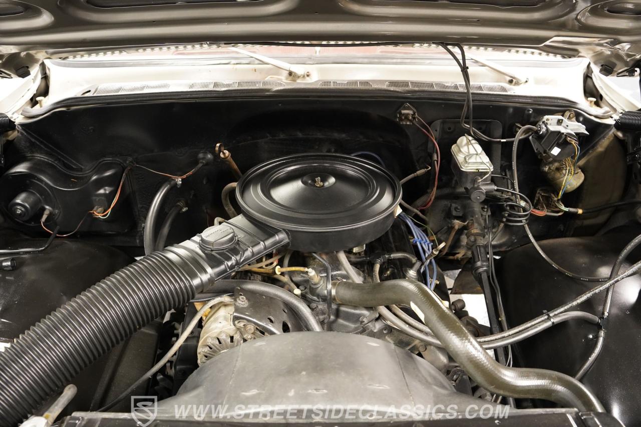 1977 GMC C1500 Royal Sierra