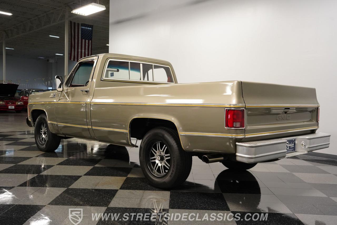 1977 GMC C1500 Royal Sierra