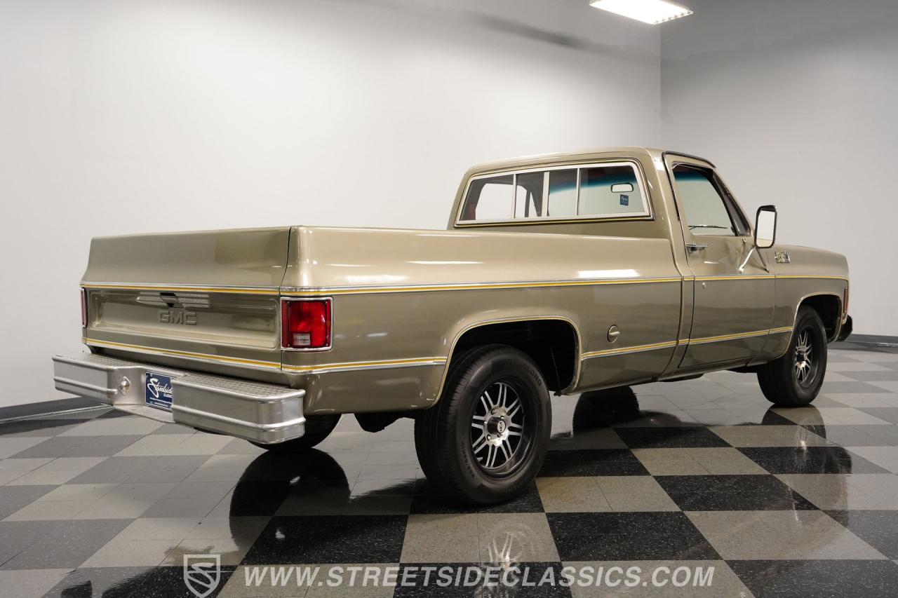 1977 GMC C1500 Royal Sierra