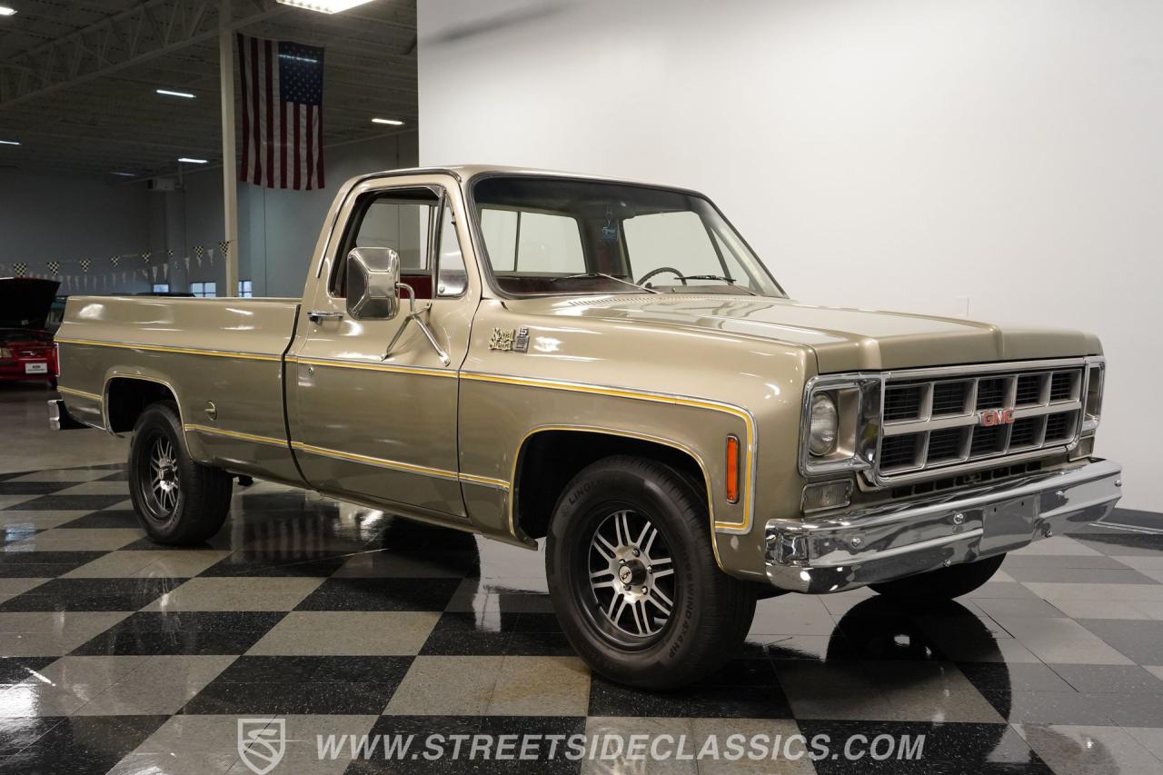 1977 GMC C1500 Royal Sierra