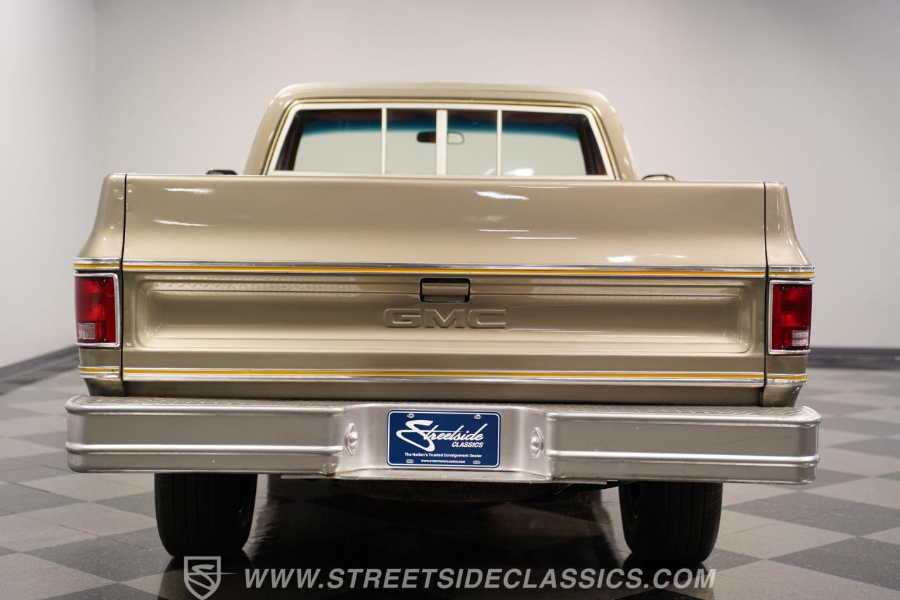 1977 GMC C1500 Royal Sierra