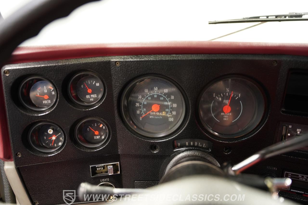 1977 GMC C1500 Royal Sierra