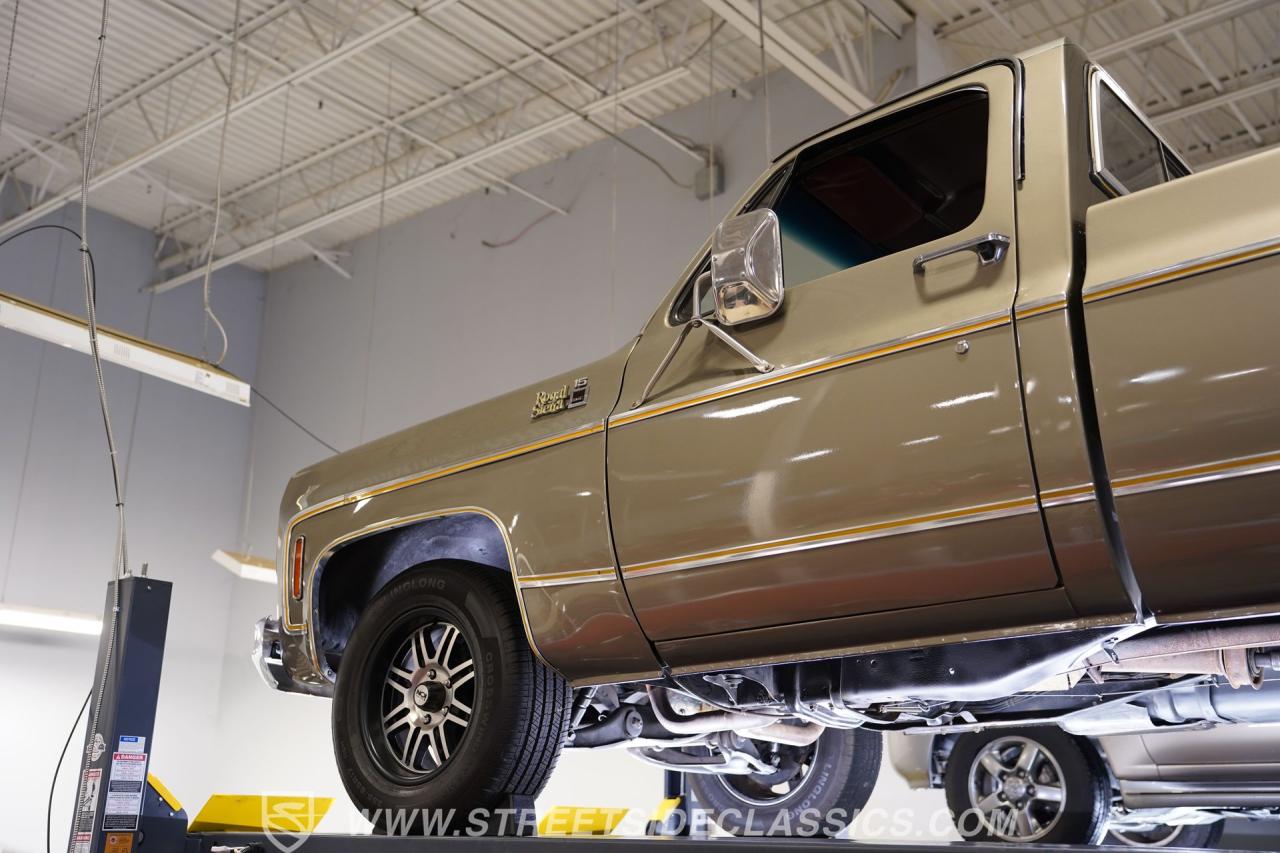 1977 GMC C1500 Royal Sierra