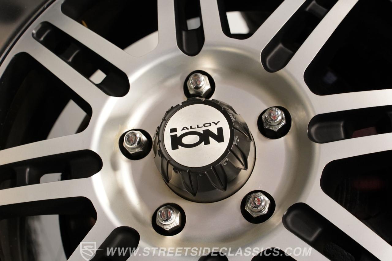 1977 GMC C1500 Royal Sierra