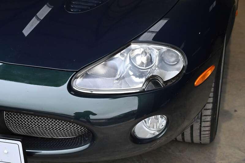 2001 Jaguar XKR
