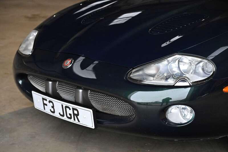 2001 Jaguar XKR