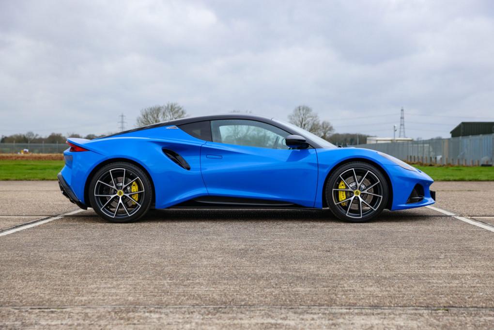 2023 Lotus Emira