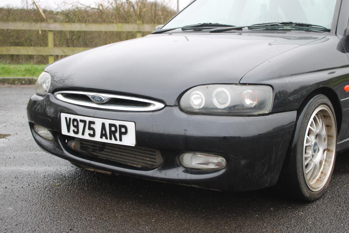 2000 Ford ESCORT FINESSE