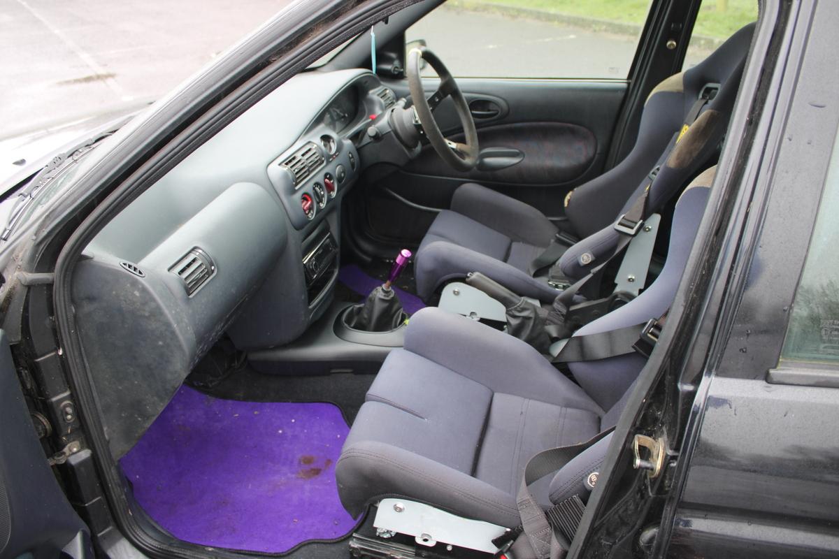 2000 Ford ESCORT FINESSE