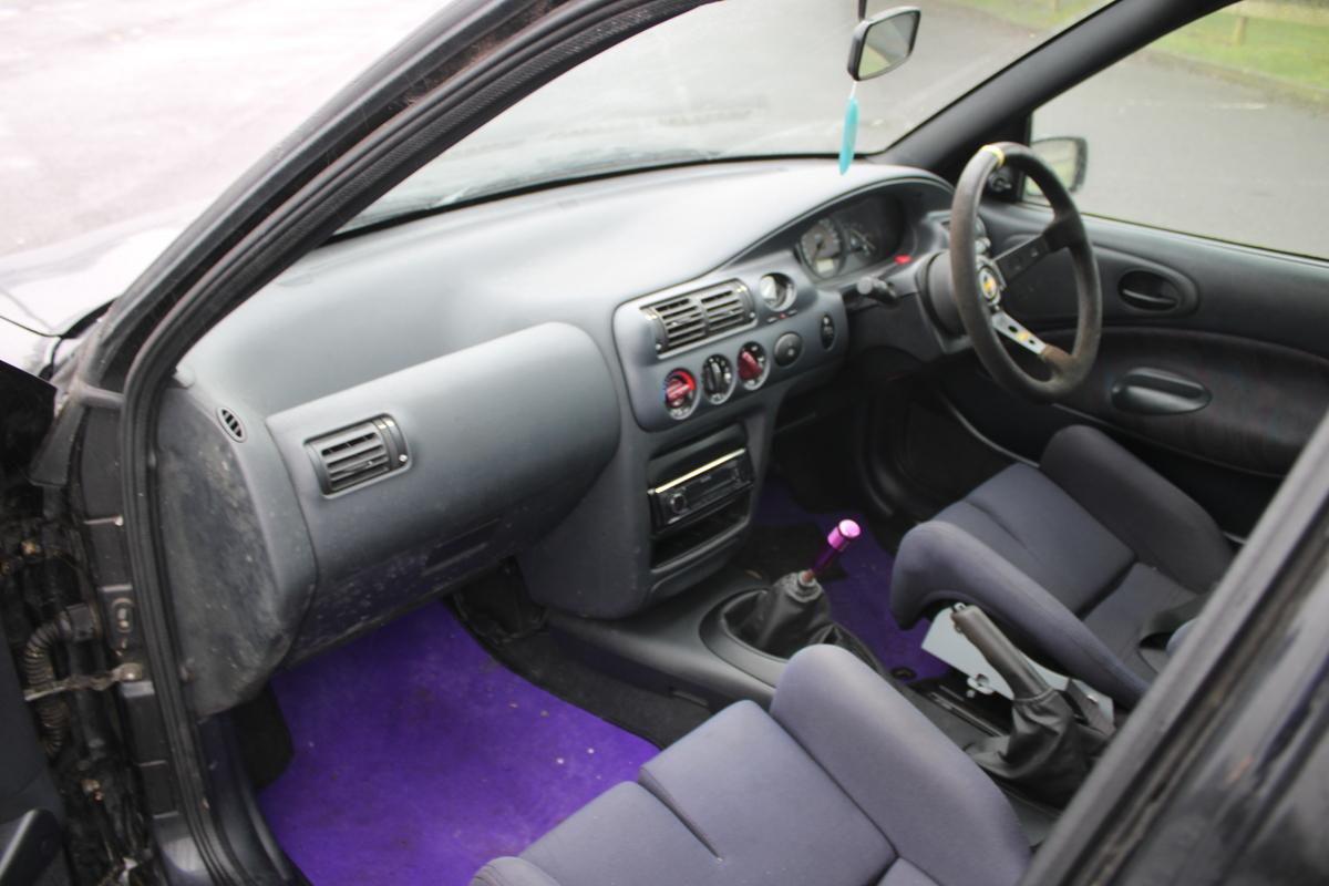 2000 Ford ESCORT FINESSE