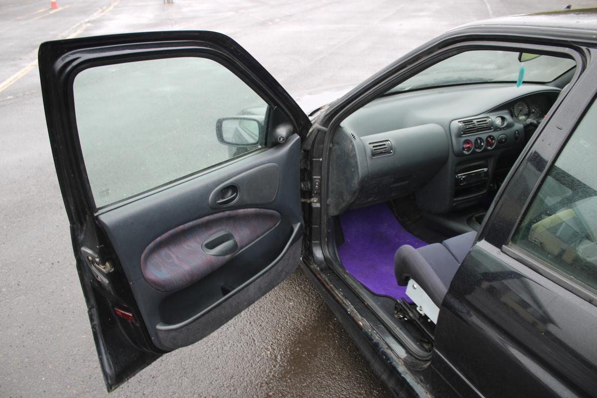 2000 Ford ESCORT FINESSE