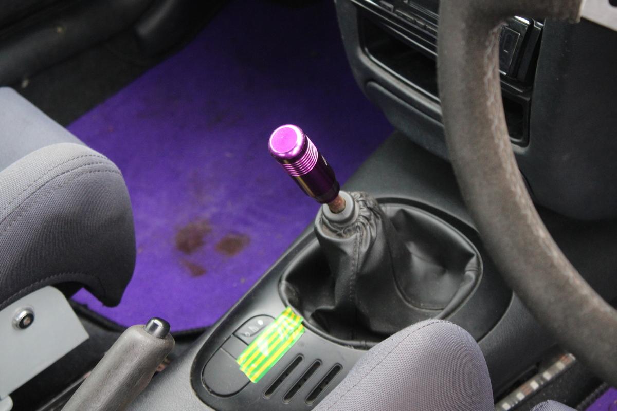 2000 Ford ESCORT FINESSE