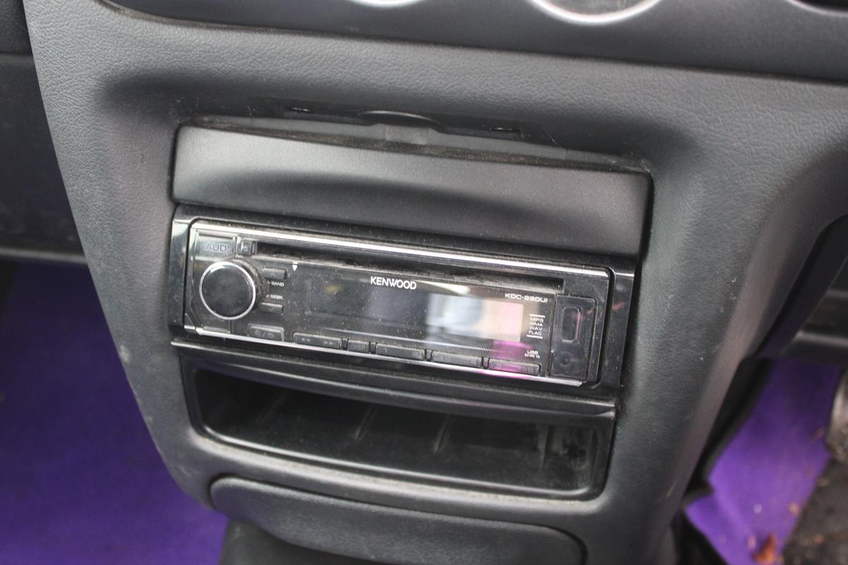 2000 Ford ESCORT FINESSE