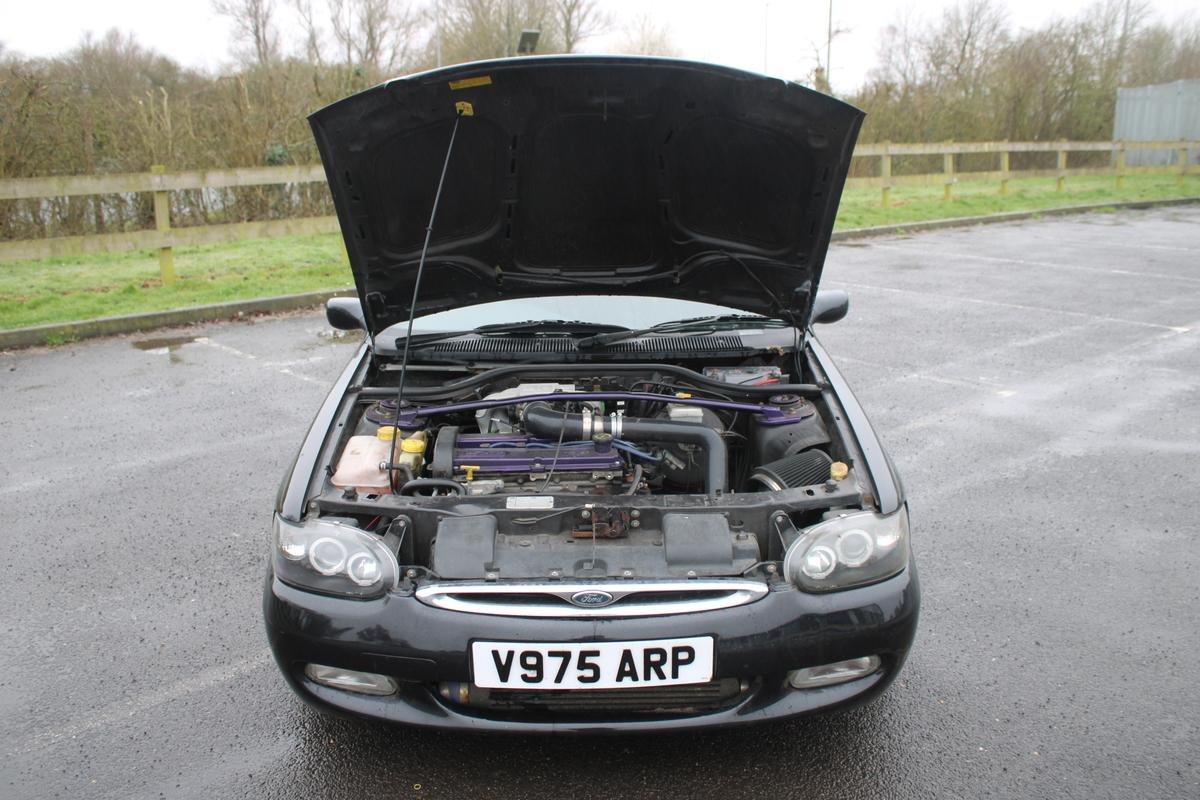 2000 Ford ESCORT FINESSE