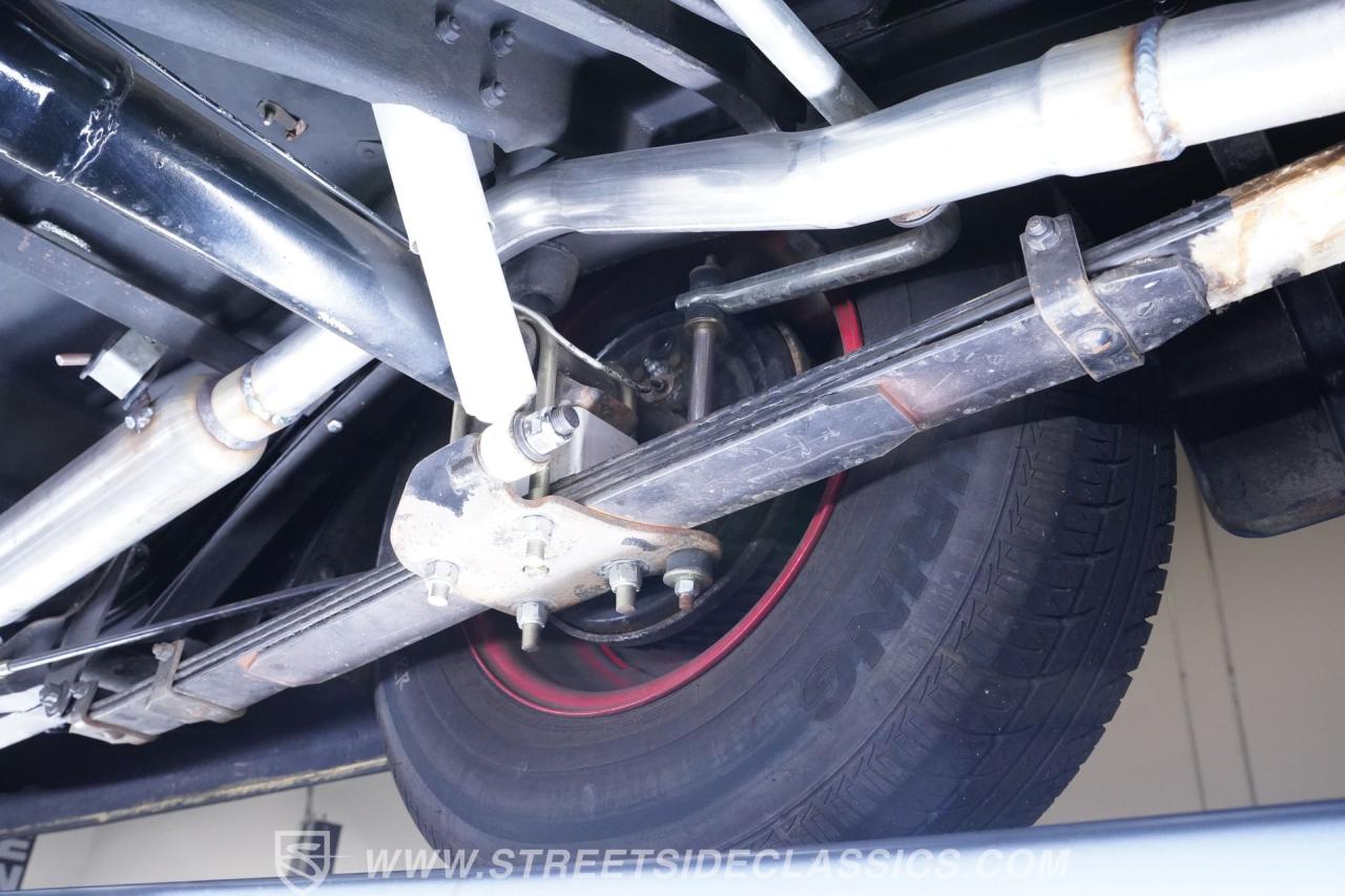 1940 Ford Deluxe Tudor Sedan