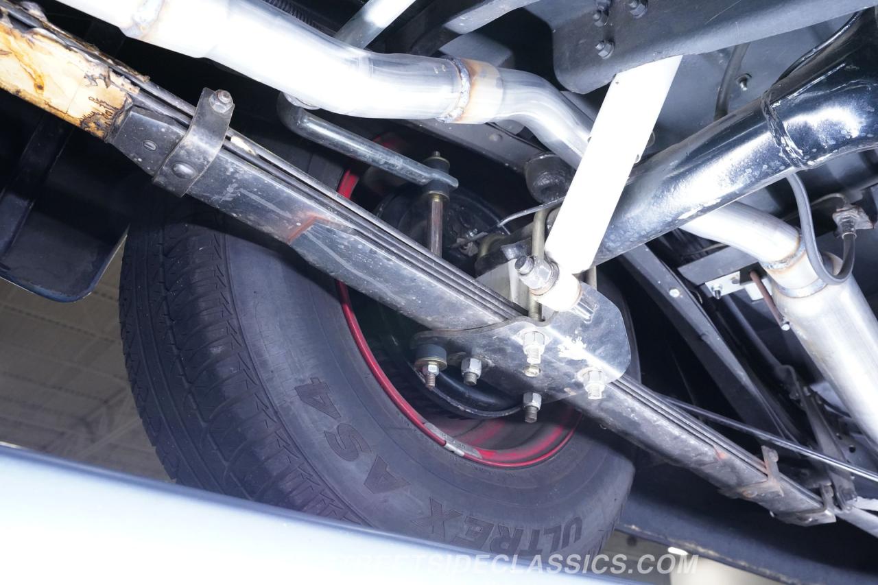 1940 Ford Deluxe Tudor Sedan