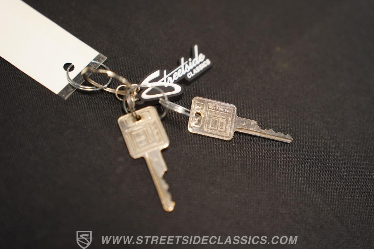 1940 Ford Deluxe Tudor Sedan