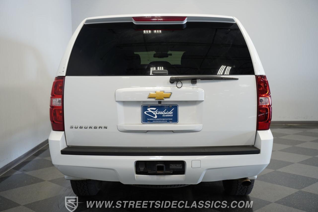 2012 Chevrolet Suburban 2500 4X4