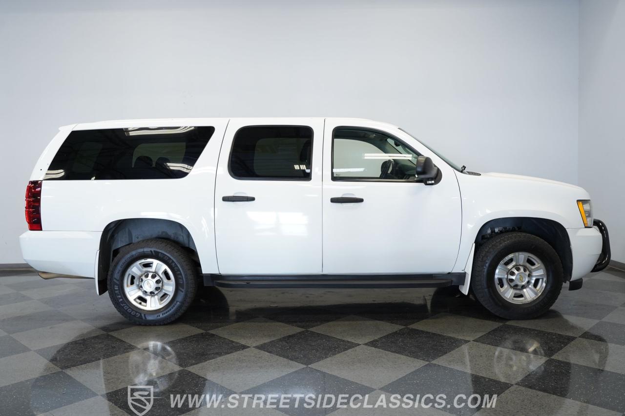 2012 Chevrolet Suburban 2500 4X4