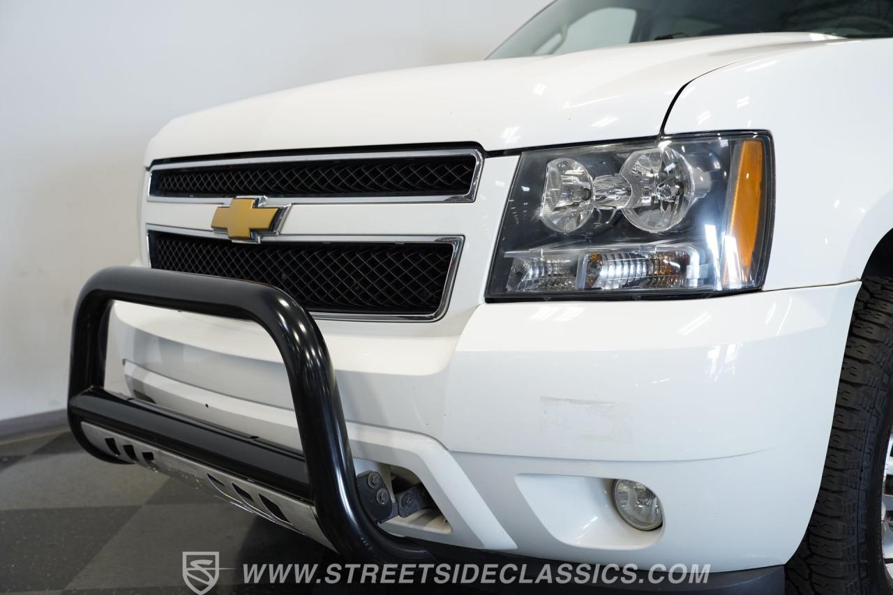 2012 Chevrolet Suburban 2500 4X4