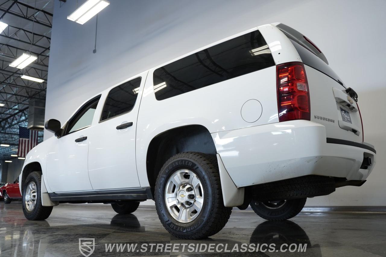 2012 Chevrolet Suburban 2500 4X4