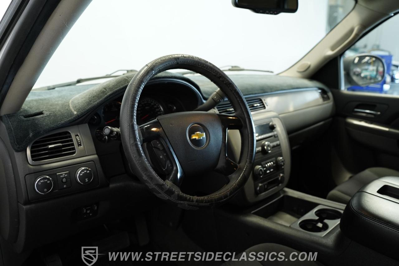 2012 Chevrolet Suburban 2500 4X4