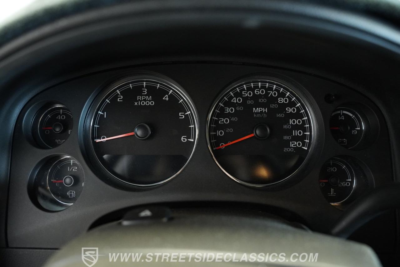 2012 Chevrolet Suburban 2500 4X4