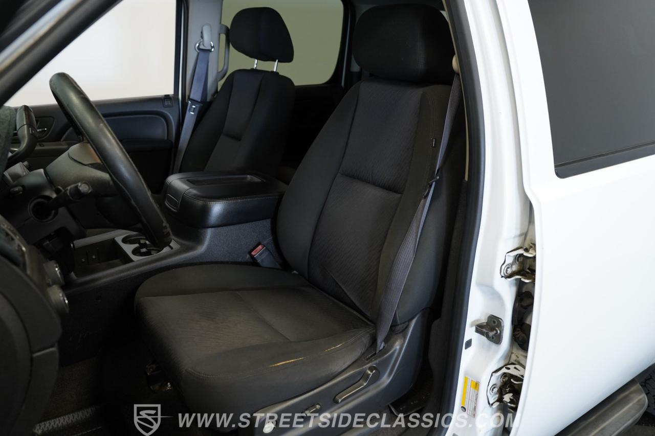 2012 Chevrolet Suburban 2500 4X4